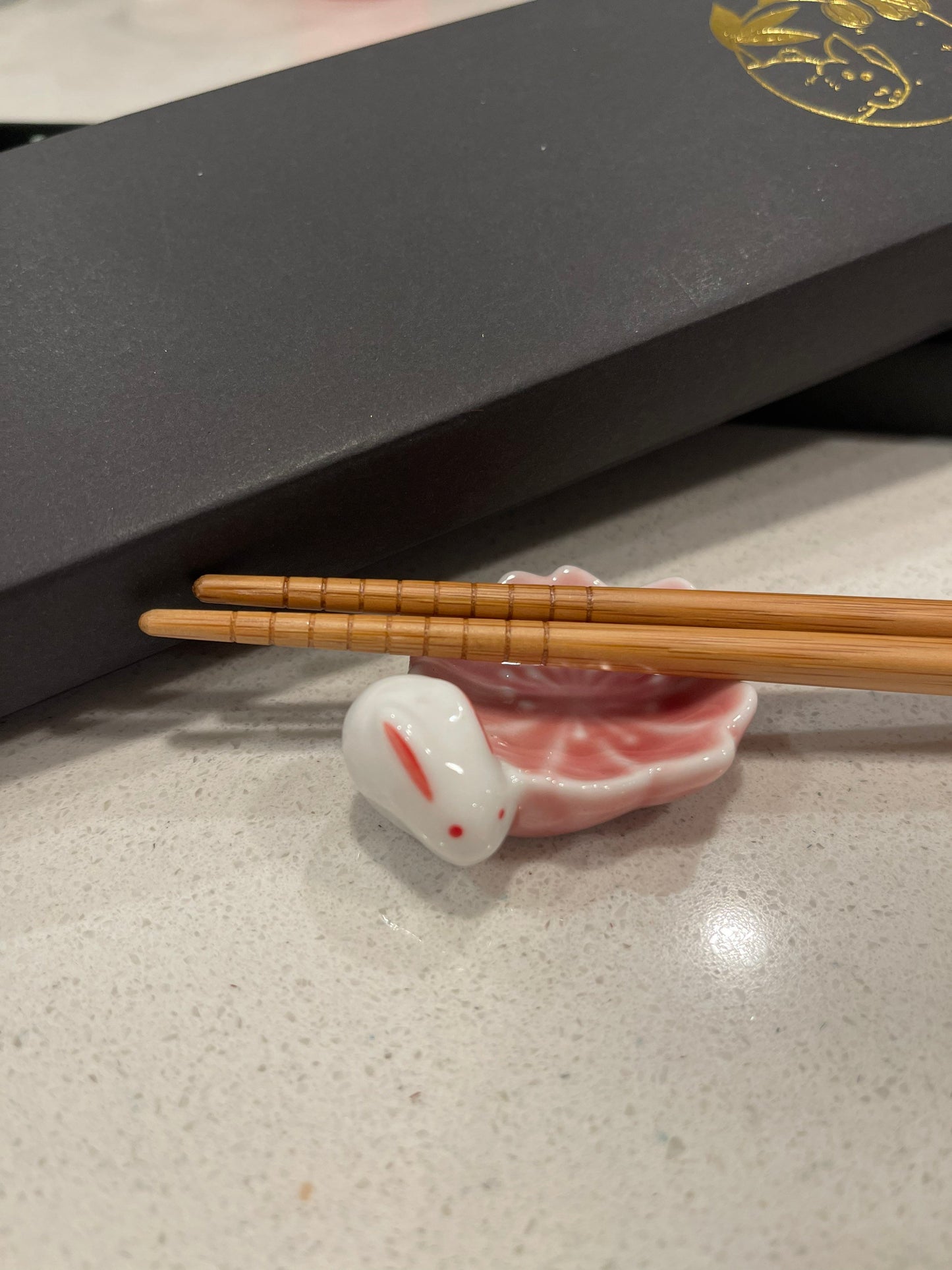 Wood chopsticks with bunny rest 2 pairs, year of the rabbit, Ceramic rabbit rest, chinese zodiac chopsticks, stocking stuffer, lotus leaves