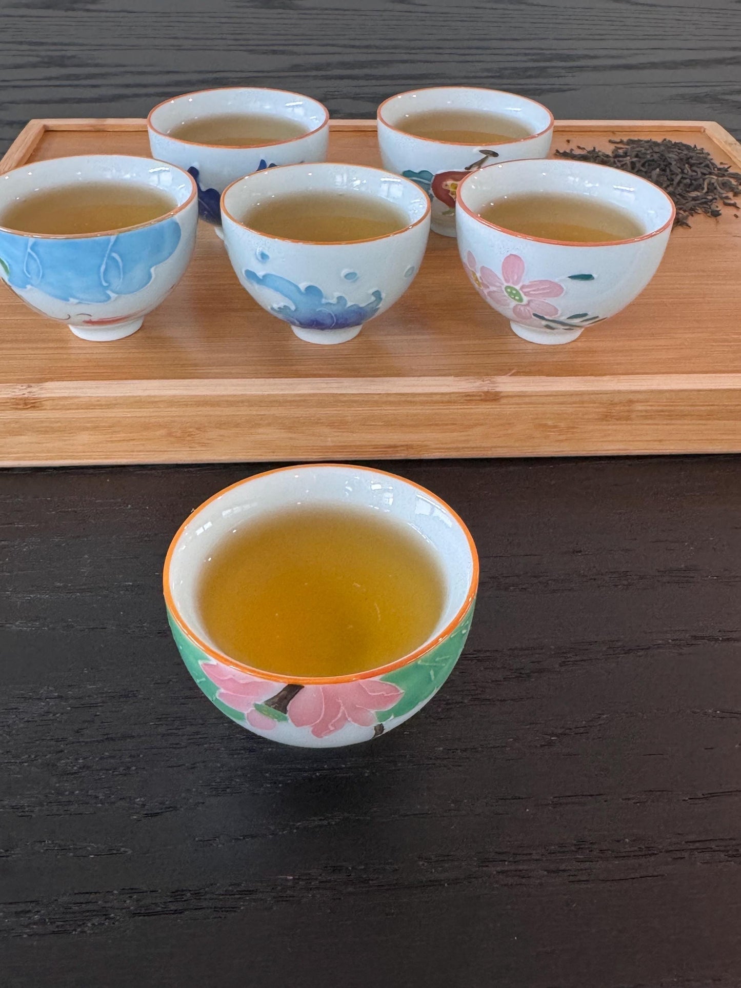 Chinese tea cup dehua clay, 6 pcs designs flower tea cups, gong fu tea cups, with gift box, kung fu cup tea cup, art tea cup