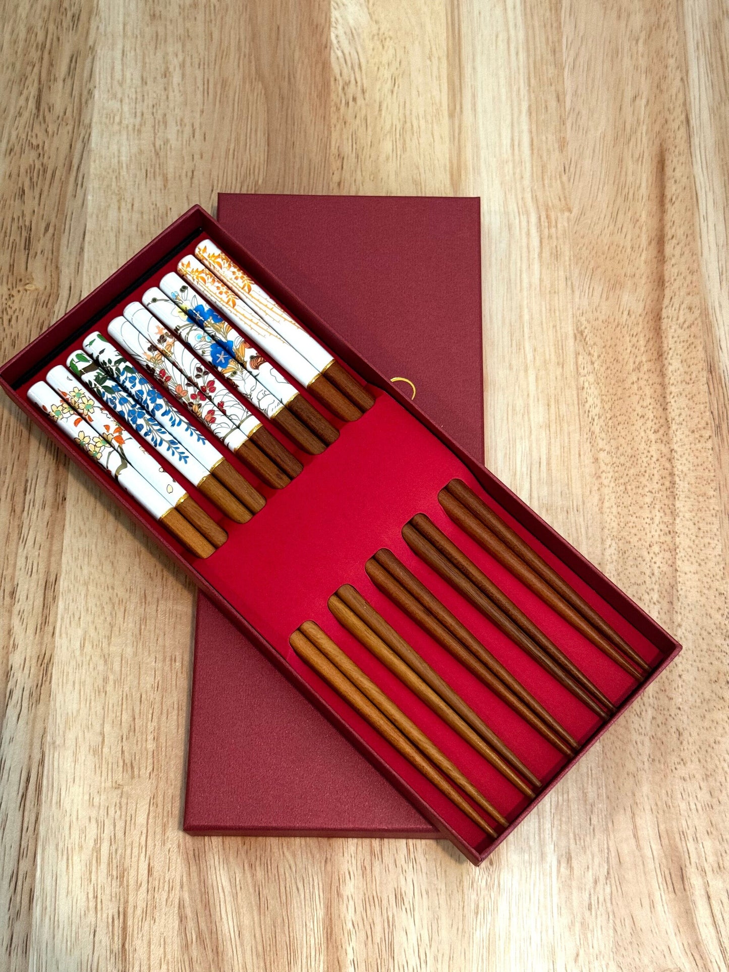 5 pairs Flower wood chopsticks