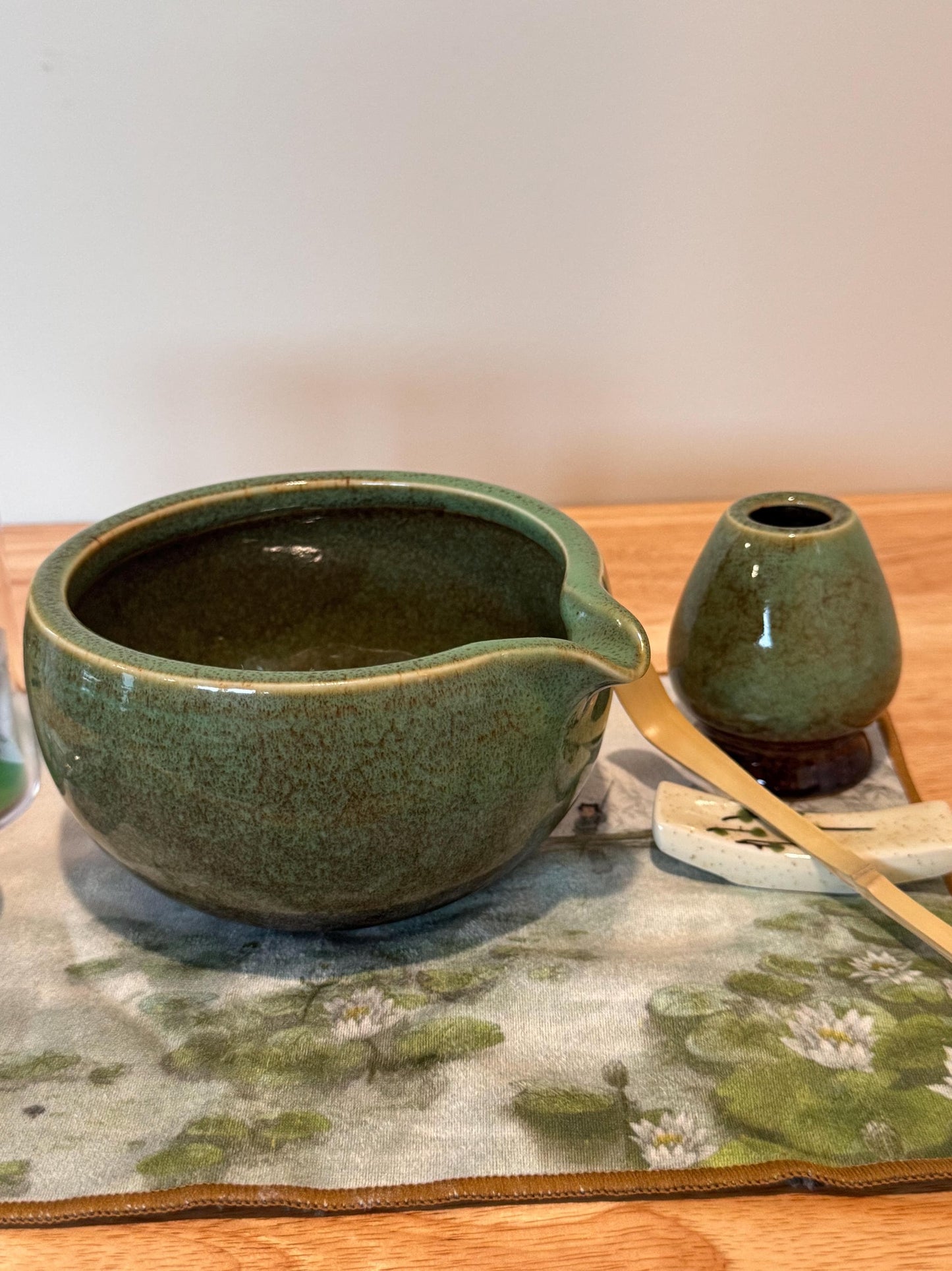7 pcs rustic jade green color Matcha Set, Matcha bowl with spout, ceramic glazed matcha bowl, Japanese tea ceremony, Matcha whisk, Matcha