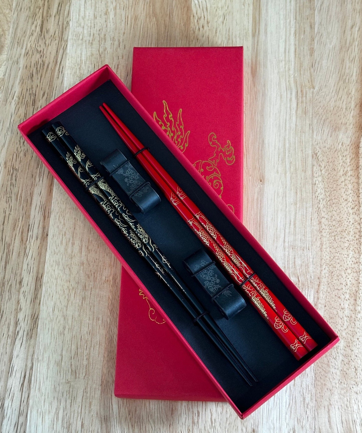 Dragon chopsticks with melamine rest 2 pairs
