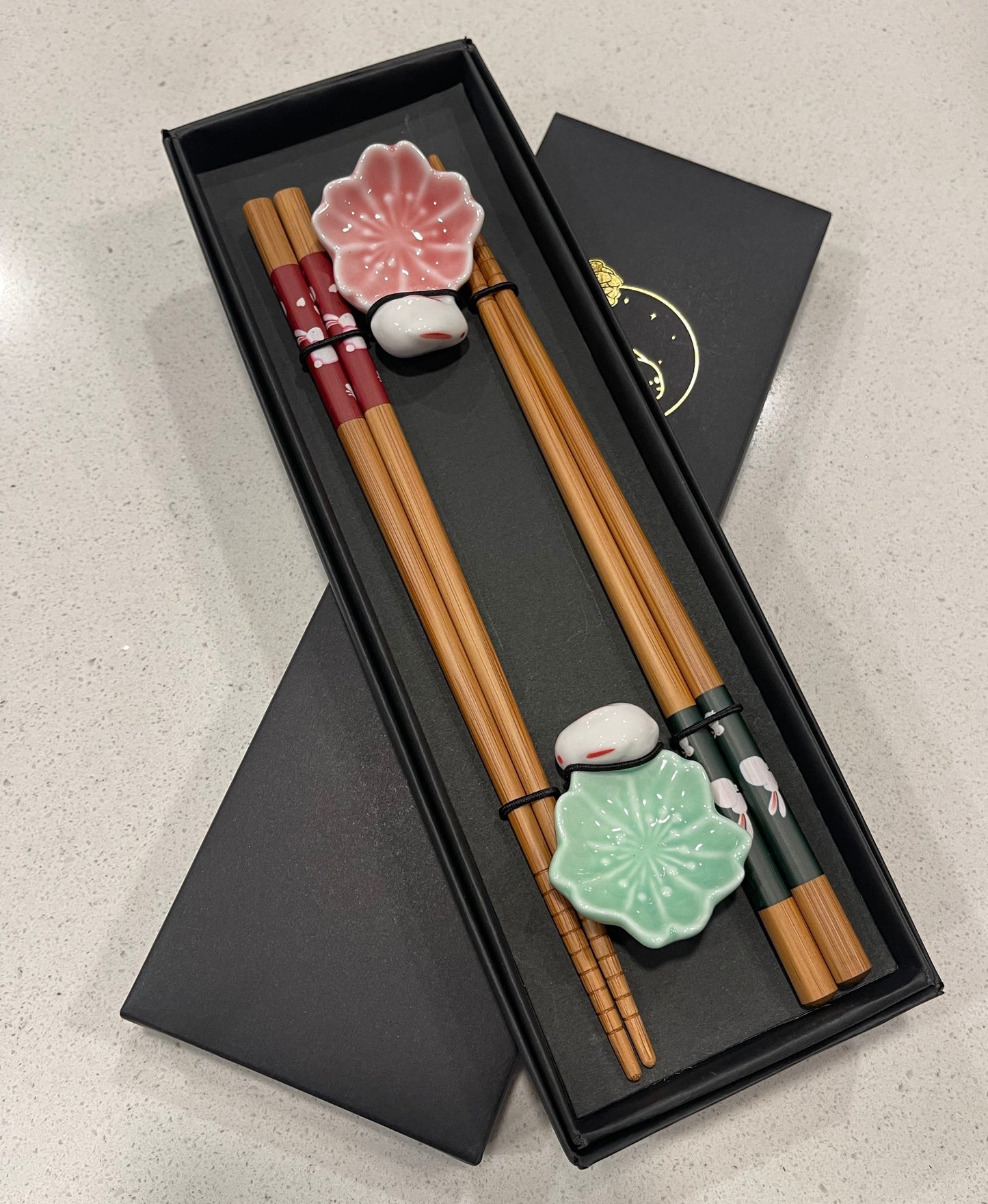 Wood chopsticks with bunny rest 2 pairs, year of the rabbit, Ceramic rabbit rest, chinese zodiac chopsticks, stocking stuffer, lotus leaves