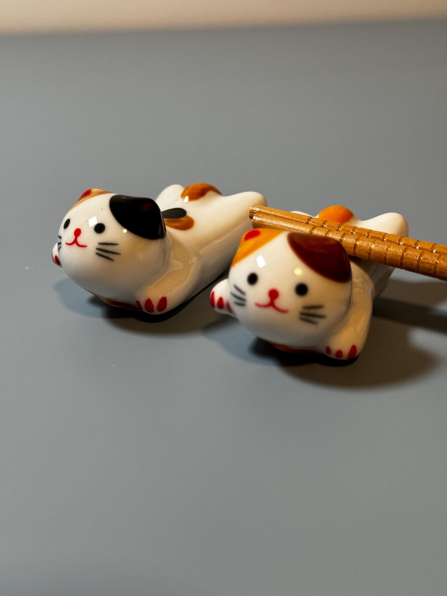 Kawaii cat set of 5 chopsticks holder, adorable cat chopstick rest, cute cat chopstick holder, chopstick rest, kitty paintbrush rest