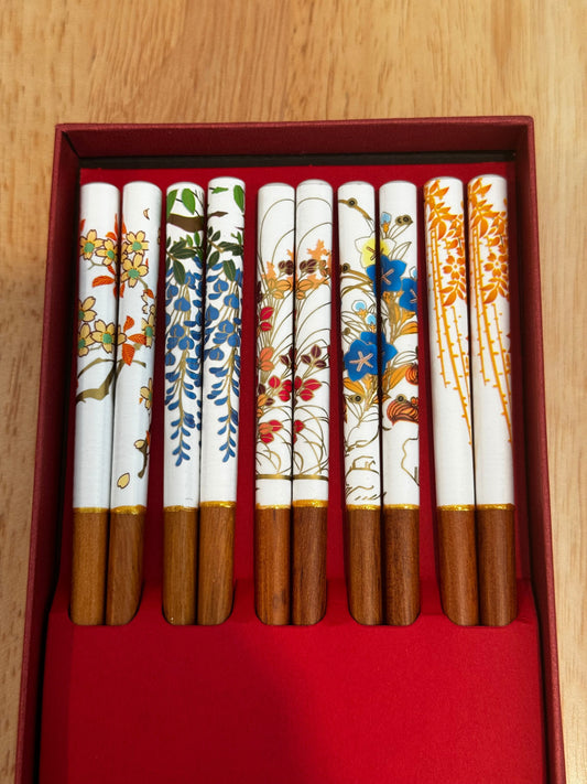 5 pairs Flower wood chopsticks