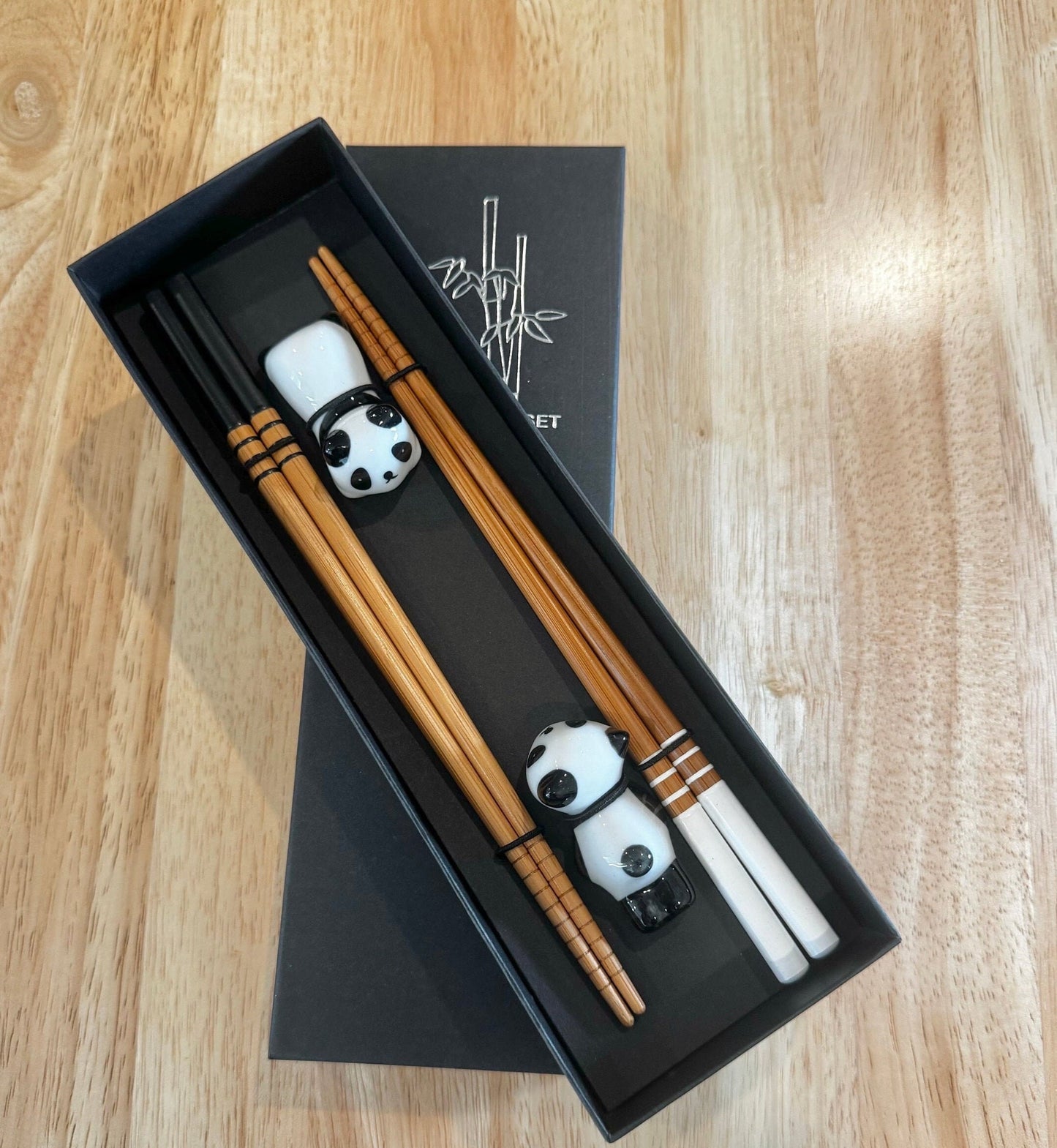 Wood chopsticks with panda rest 2 pairs, Husband/Wife chopsticks gift set, Ceramic panda rest, Japanese chopsticks, Reusable chopsticks gift