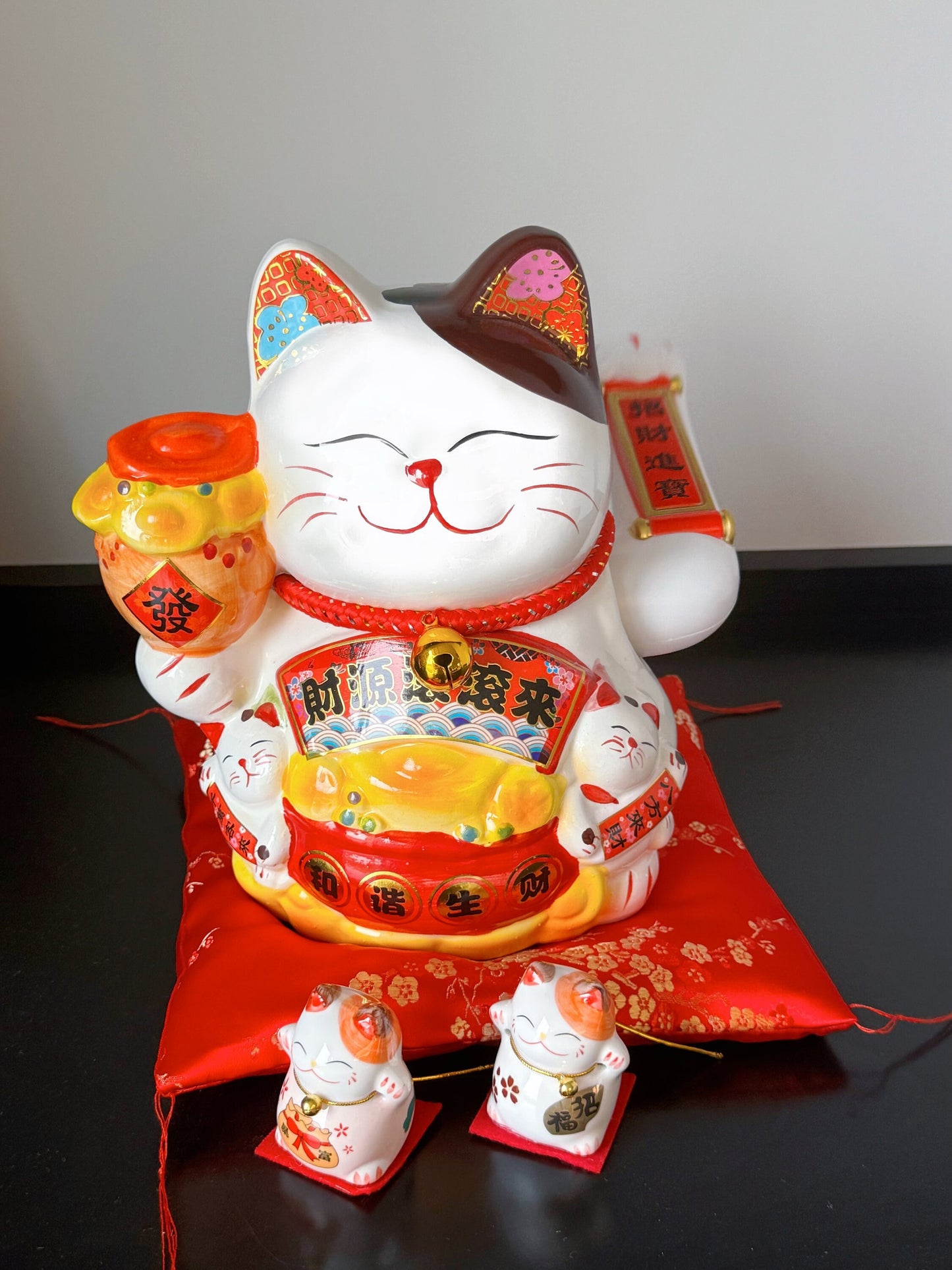 Cute Neko Lucky cat 2 pcs figurines
