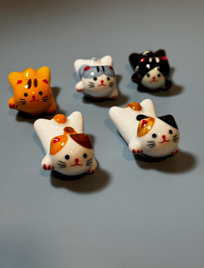 Kawaii cat set of 5 chopsticks holder, adorable cat chopstick rest, cute cat chopstick holder, chopstick rest, kitty paintbrush rest